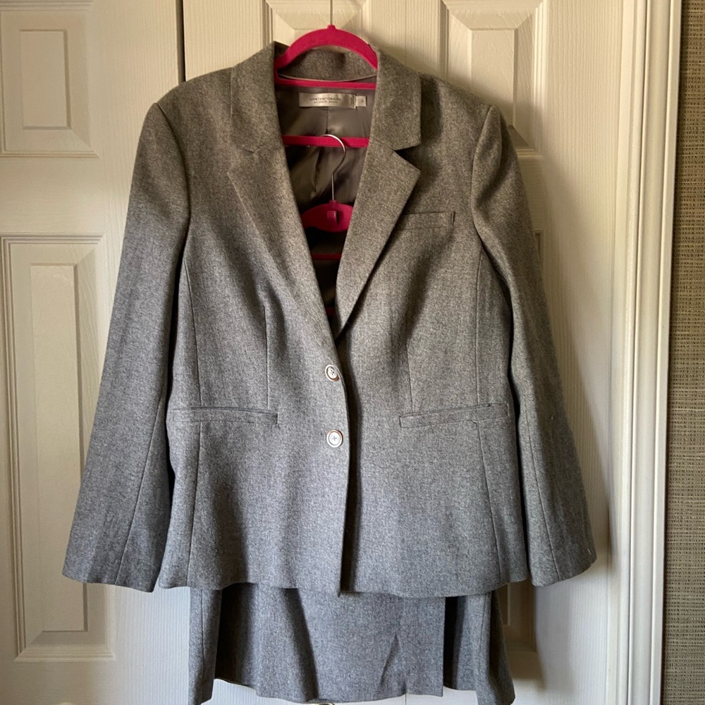 Simons Elegant Gray Suit Jacket